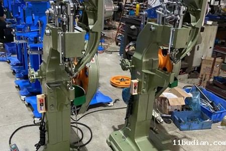 铆钉机厂家能提供和设计铆钉模具吗？