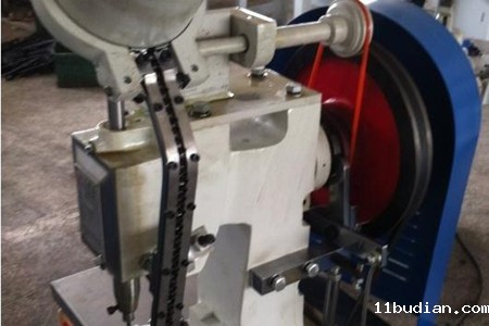 为什么液压铆钉机的价格相差很大?