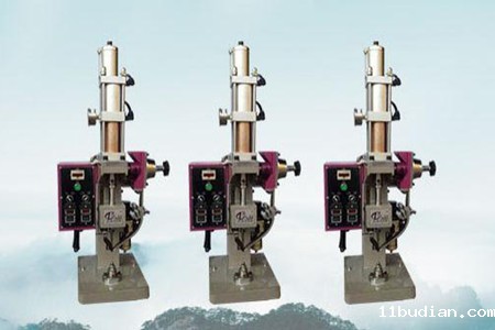 铆钉机供应商批发价格高吗?