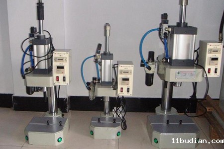 采购气动铆钉机需注意的关键方面