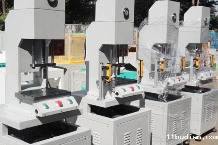 半空心铆钉机厂家解读铆钉铆接后出现开裂原因