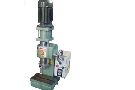 如何提高和改进铆钉机强度和连接方式?