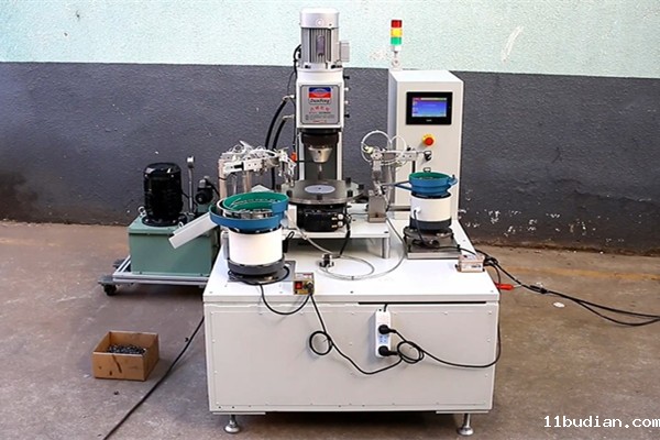 气动铆钉机设备实拍